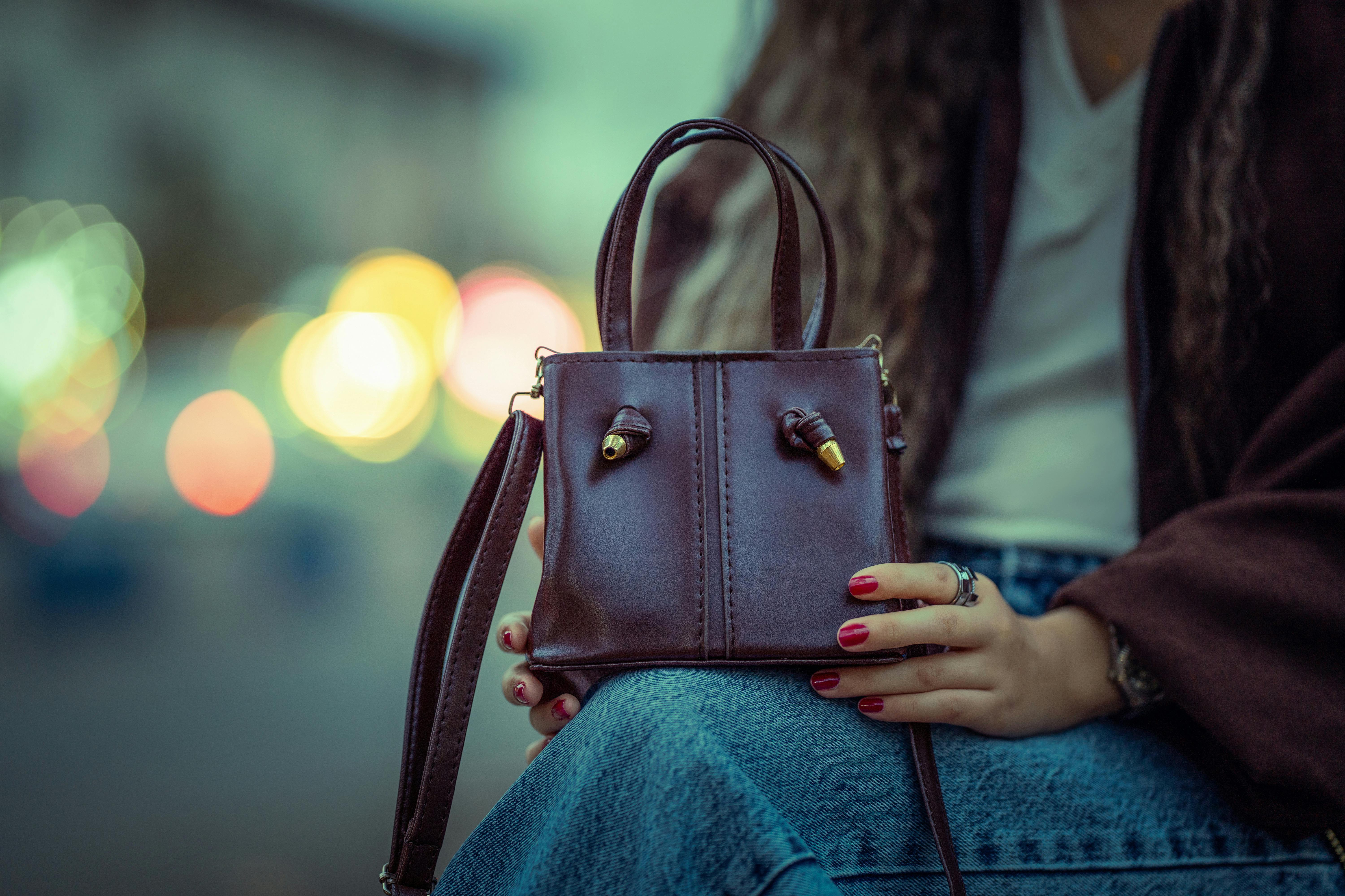 Oxford fabric, water-resistant options